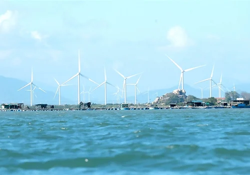 La transition énergétique de VIệt Nam présente des défis, offre des opportunités