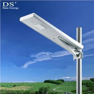 Lampadaire LED solaire intelligent 80w avec un design tout-en-un